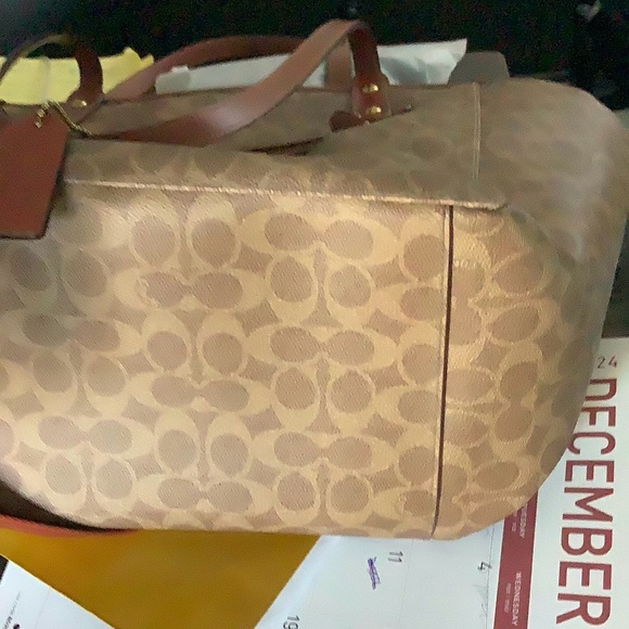 COACH Women’s Signature Canvas Bag - Picture 12 of 14